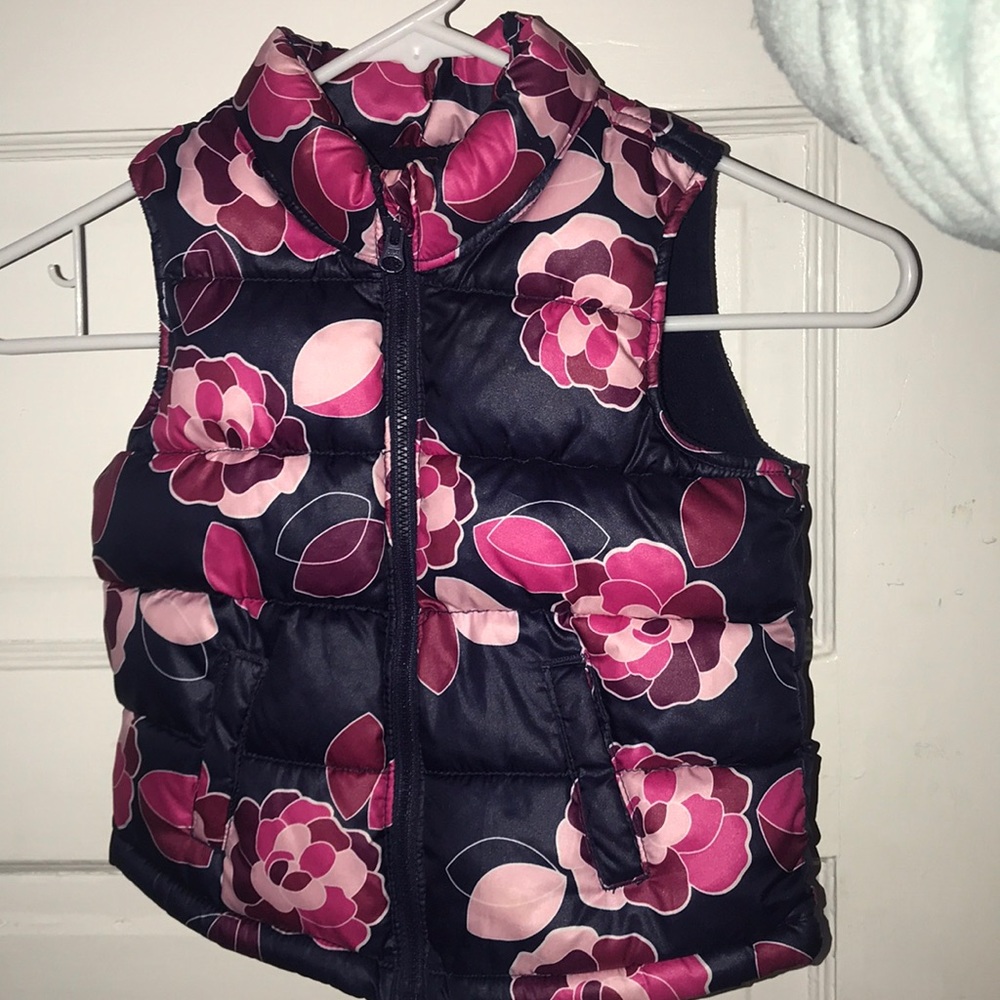 old navy 3t toddler vest perfect condition